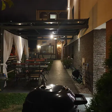 דירה Sandra וובה