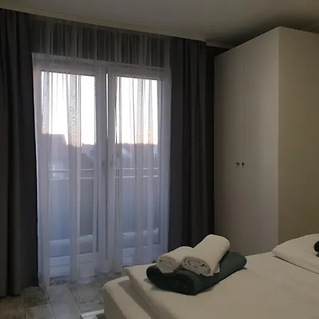 Sandra Apartment *